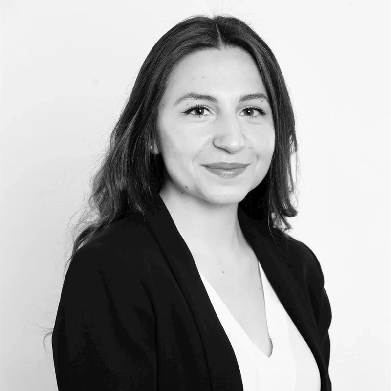 Ayşegül Şifaver, Baykal Saris Kıdemli Avukatı